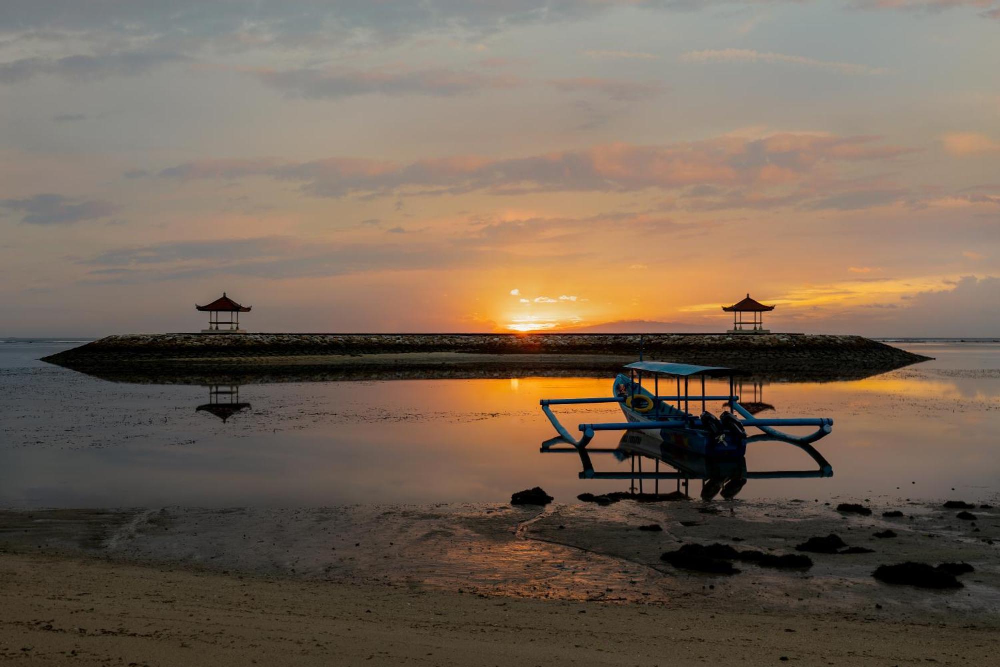 Taksu Sanur Hotel Esterno foto