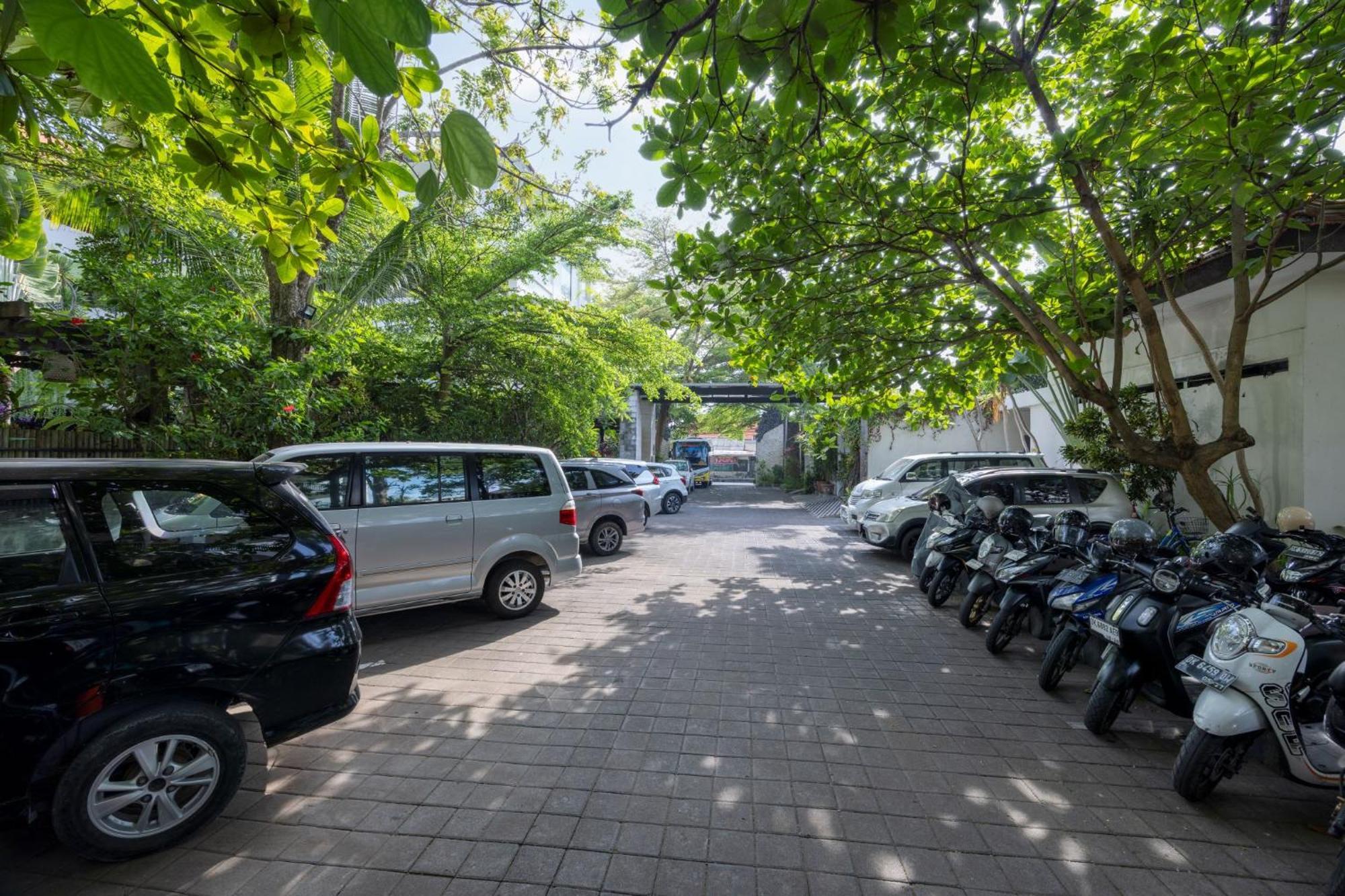 Taksu Sanur Hotel Esterno foto