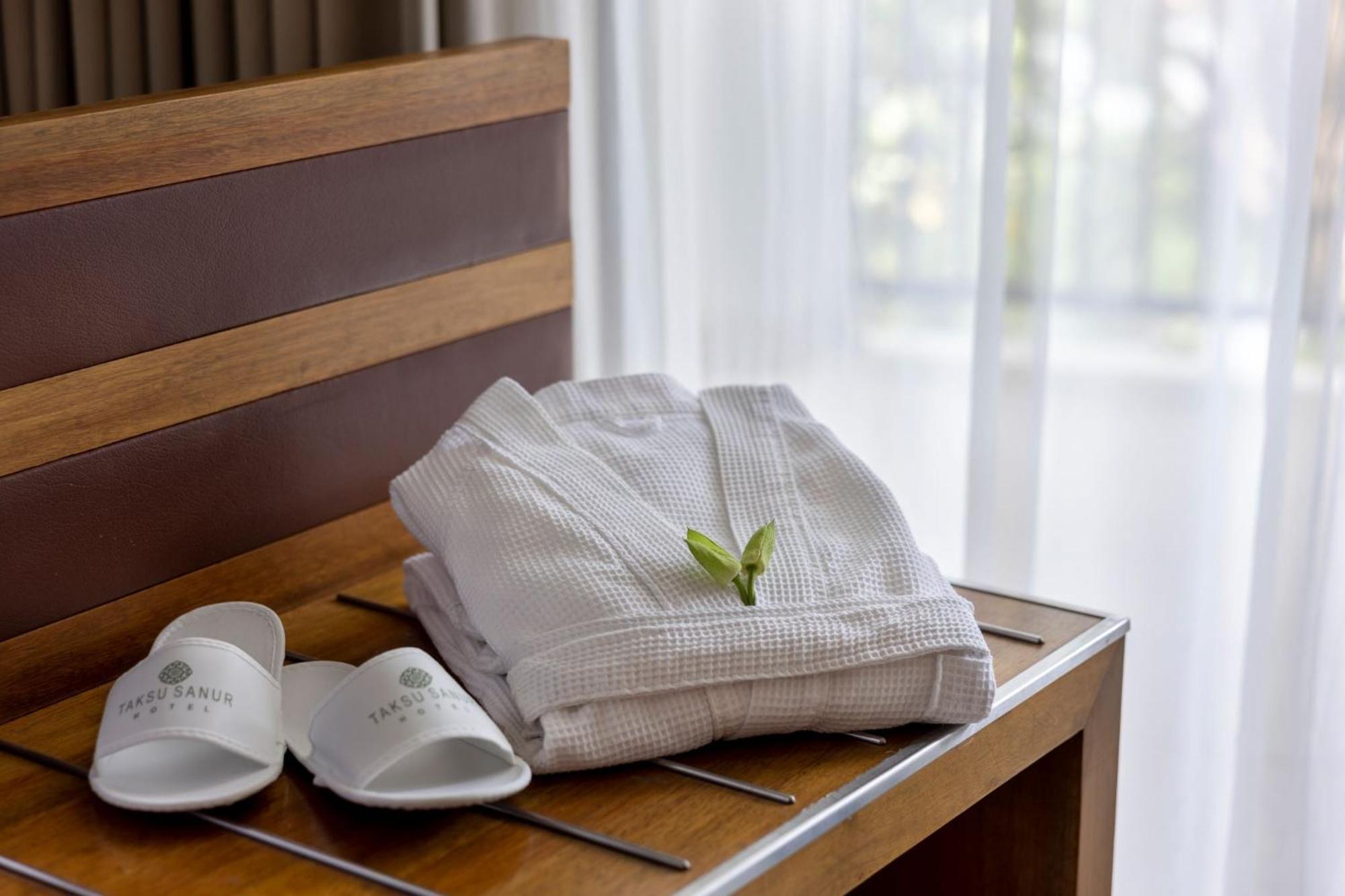 Taksu Sanur Hotel Esterno foto